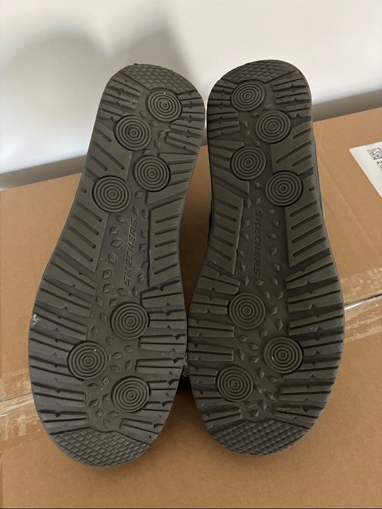 Skechers Men's Gray Chukka Boots - Picture 5 of 7